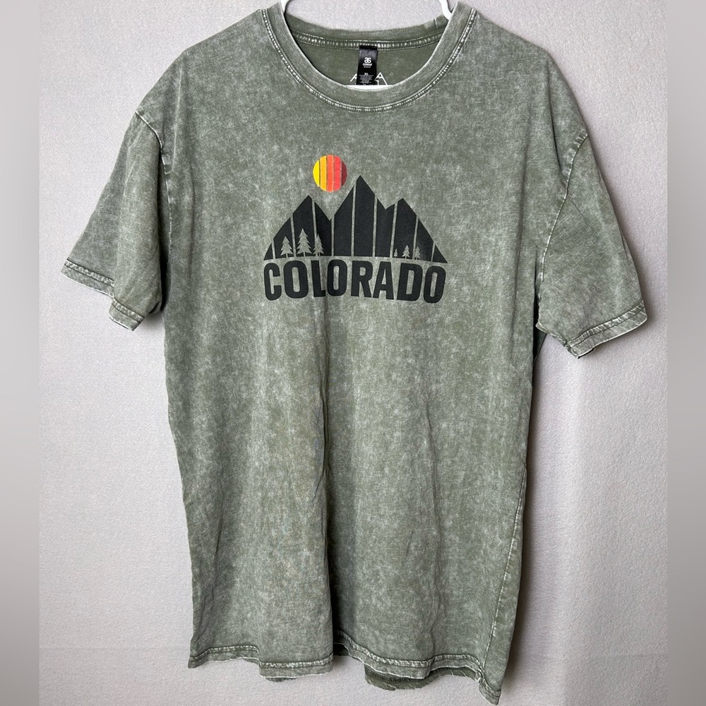 Abstract Denver Green Colorado Short sleeve Destination Tshirt Mountains Sz XL